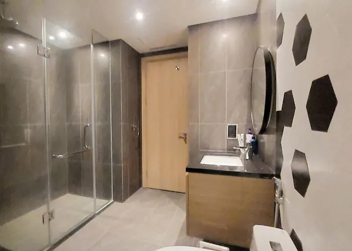 Sweet - System At Citadines Marina Building Hạ Long